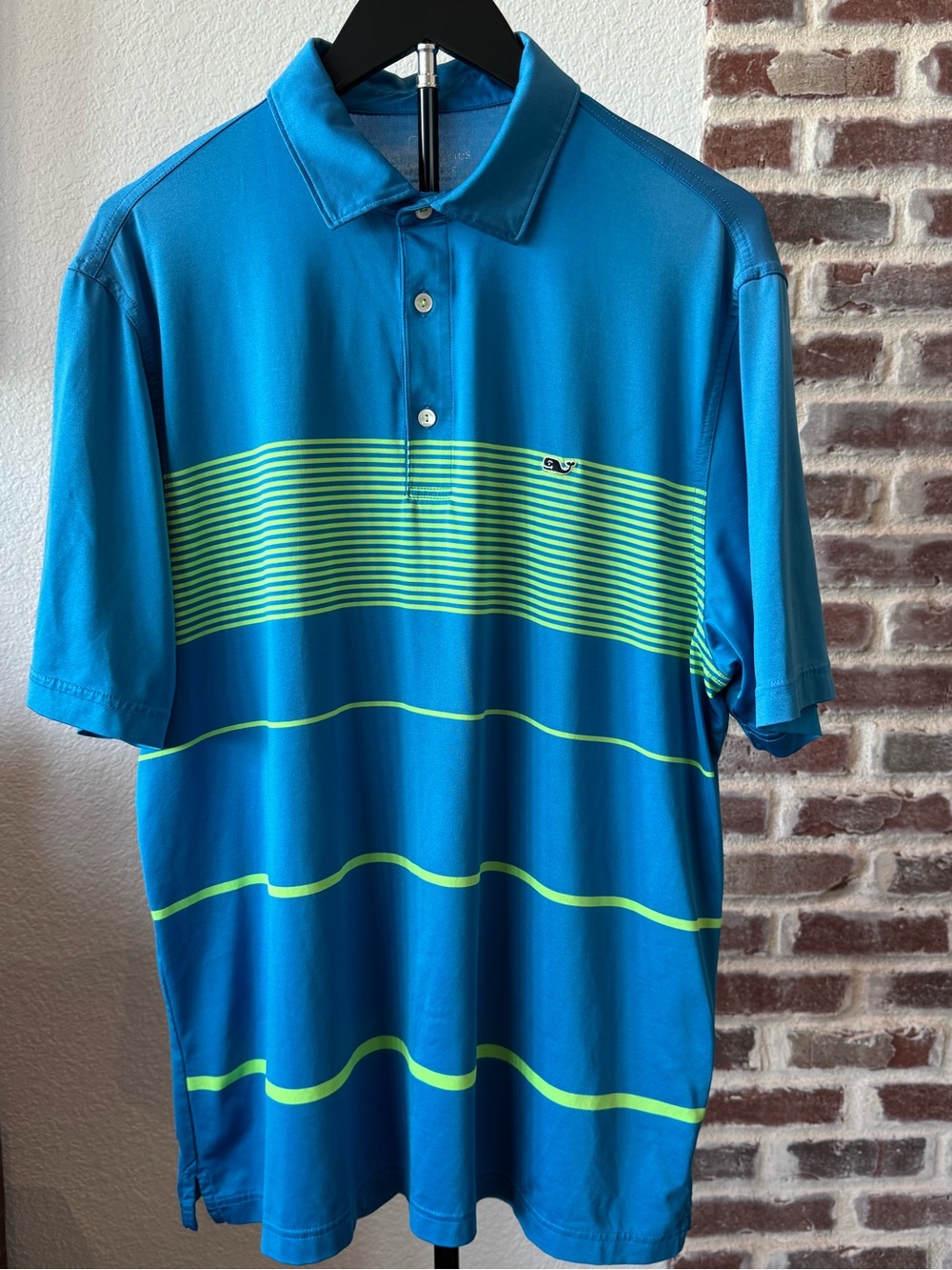 Vineyard Vines Performance Men's Blue Short Sleeve Polo Shirt w/ Green Stripes L